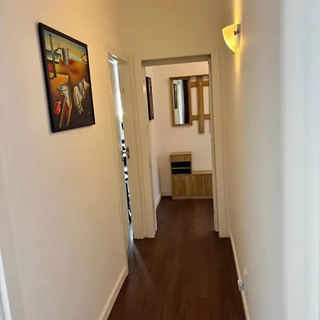 Charming 2-bedroom In Arcozelo-aguda Διαμέρισμα
