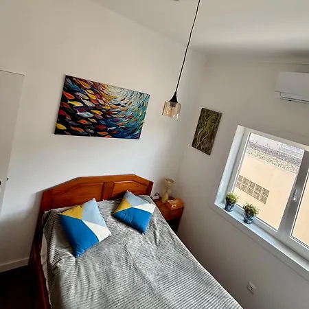 Apartment Charming 2-bedroom In Arcozelo-aguda *